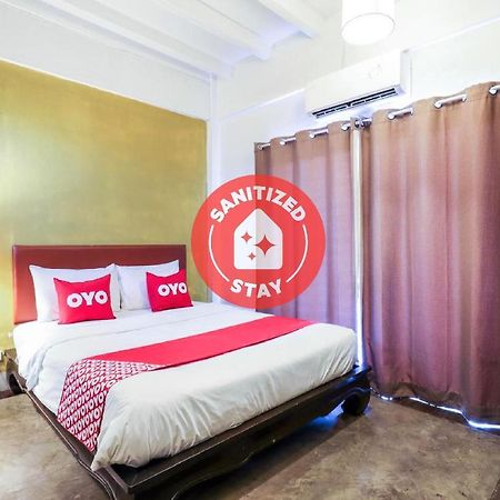 Oyo 391 Pat'S Klangviang Guesthouse Чиангмай Экстерьер фото