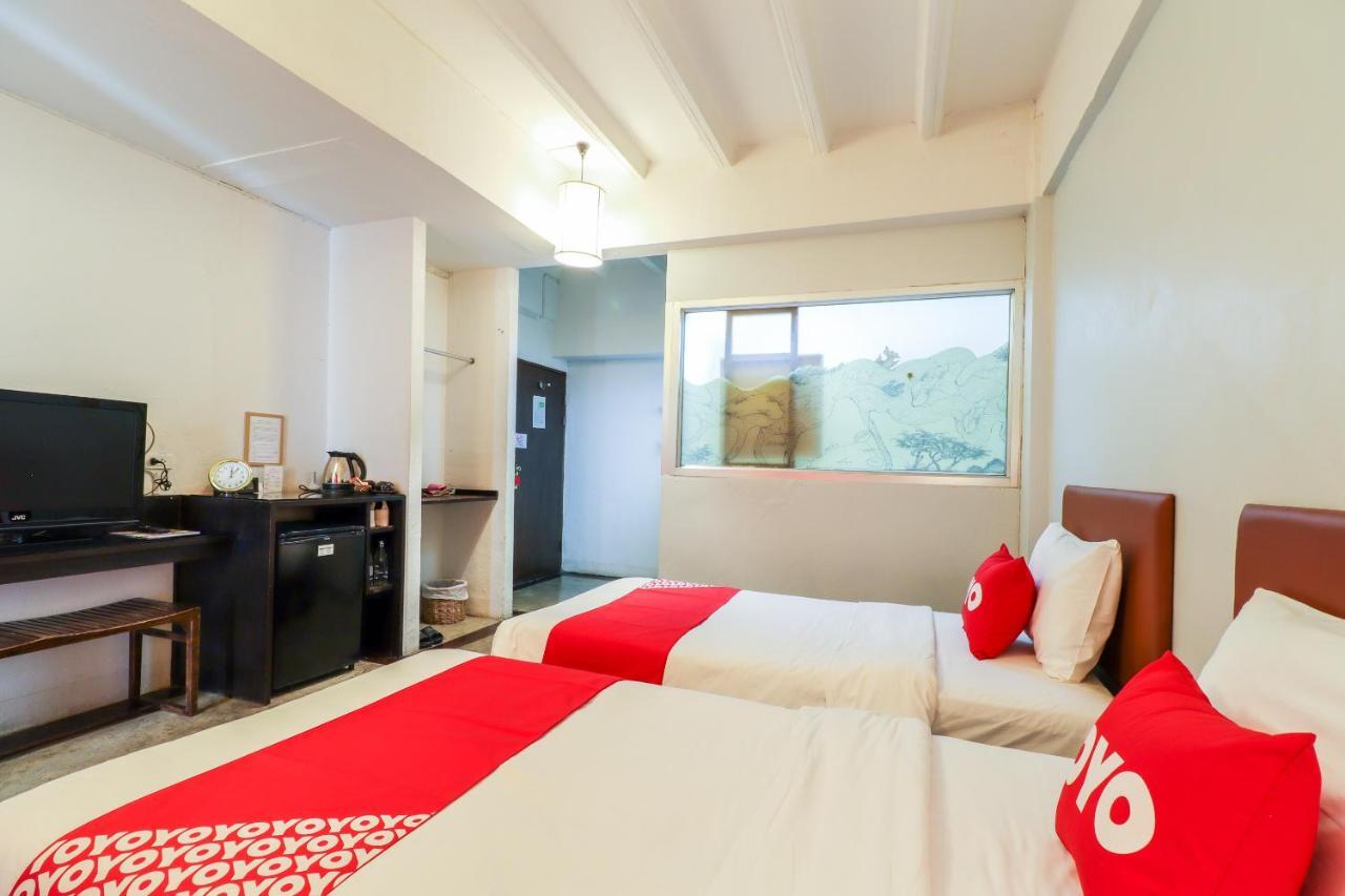 Oyo 391 Pat'S Klangviang Guesthouse Чиангмай Экстерьер фото